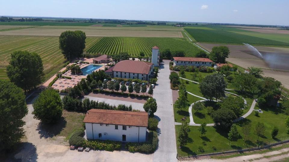 Oasi Bianca Hotel Pomposa Exterior foto